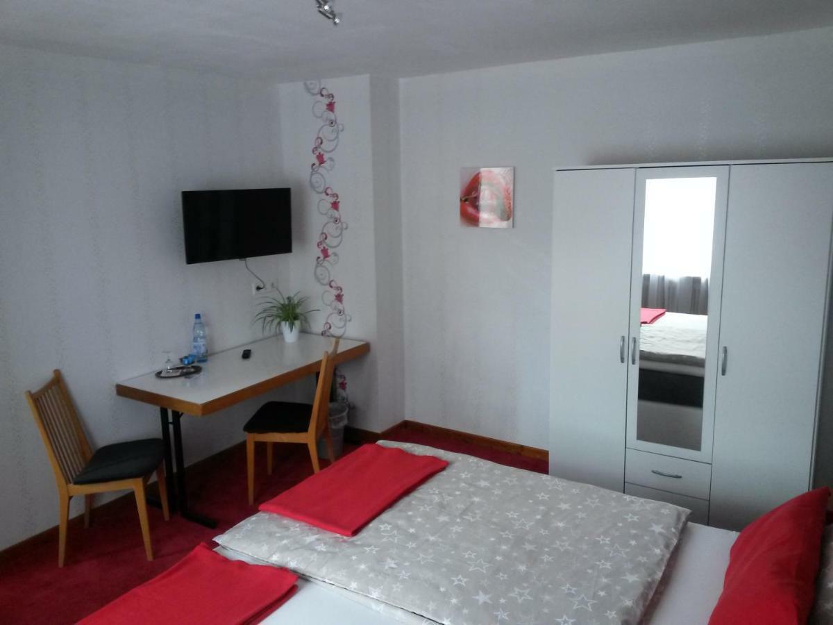 Ferienhaus Bernhardine Knüllwald Kültér fotó